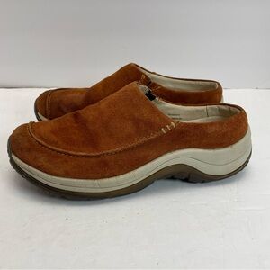 LL Bean Womens size 8 Red Suede Leather Slip On Shoes Clogs Mules Moc